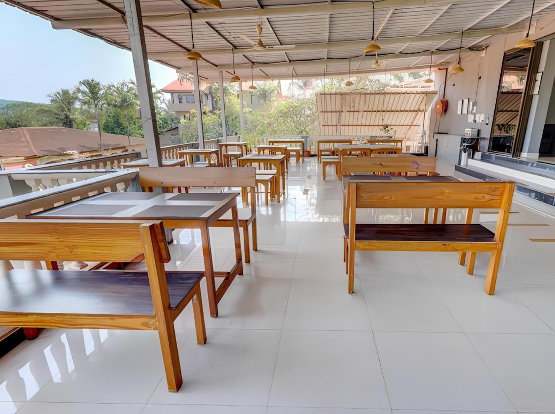 Hotel 7 Seas วากาตอร์ ภายนอก รูปภาพ