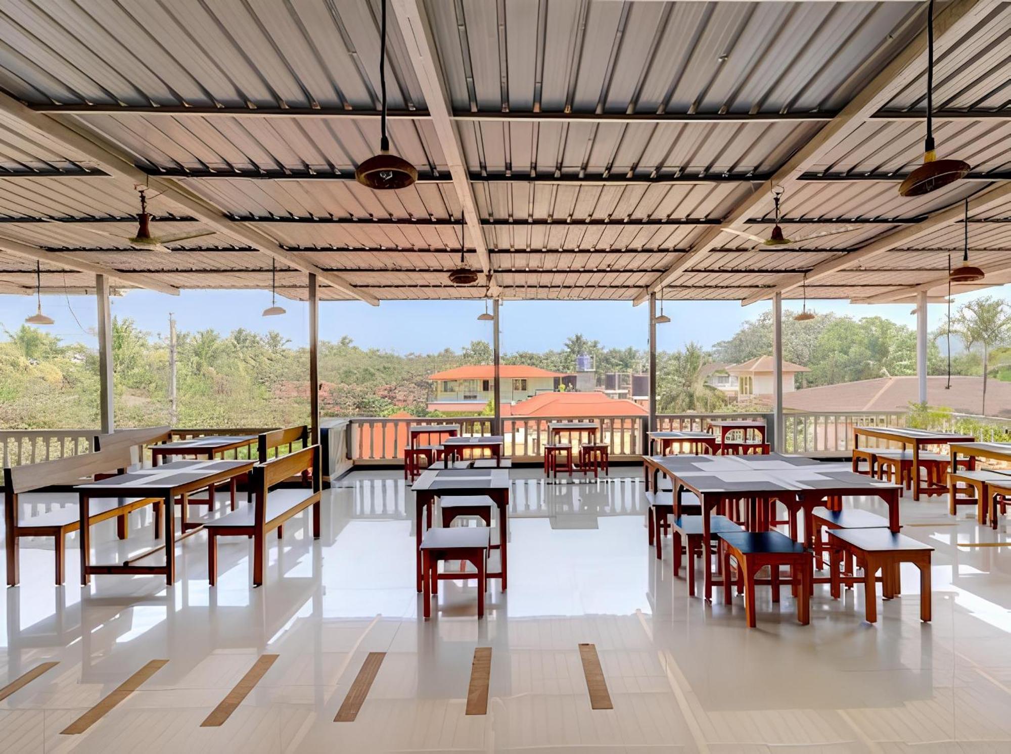 Hotel 7 Seas วากาตอร์ ภายนอก รูปภาพ